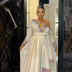 ግርማ ሞገስ ያለው ቀይ የሀበሻ ባህላዊ ቀሚስ - በፊደል ማርካቶ Ethiopian Traditional Dress –