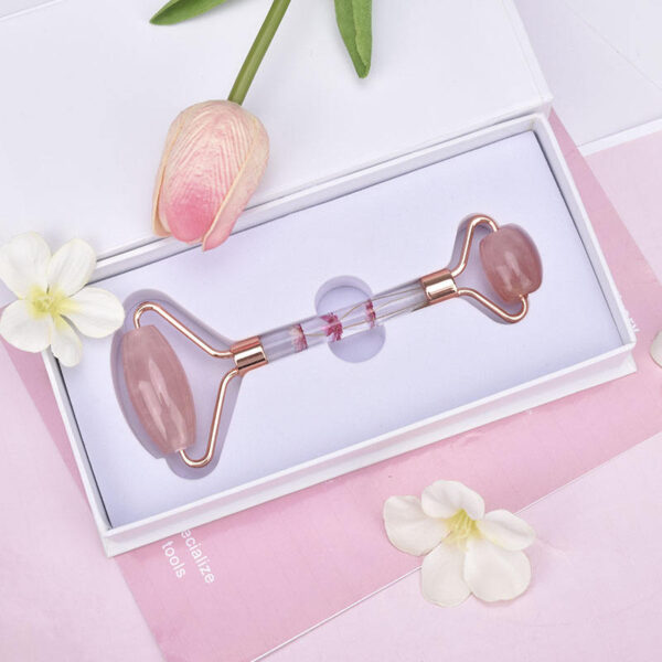 የፊት ውበት መጠበቂያ እና ማሳጅ for Habesha women  Jade Roller እና Gua Sha - (2-Piece Rose Quartz Beauty Facial Roller Set)