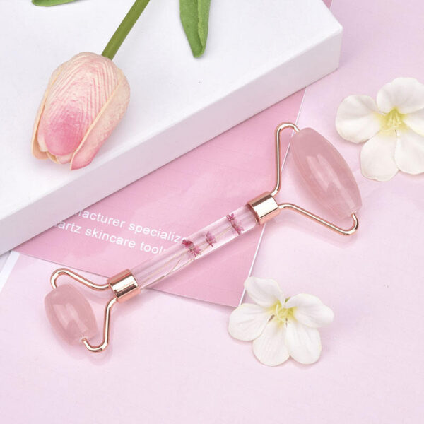 የፊት ውበት መጠበቂያ እና ማሳጅ for Habesha women  Jade Roller እና Gua Sha - (2-Piece Rose Quartz Beauty Facial Roller Set)